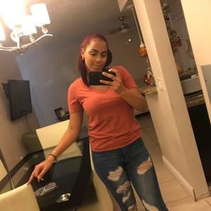 Meet your Posher, Tania